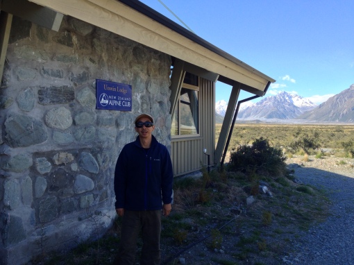Back to Unwin  - NZ Alpine Club Hut.